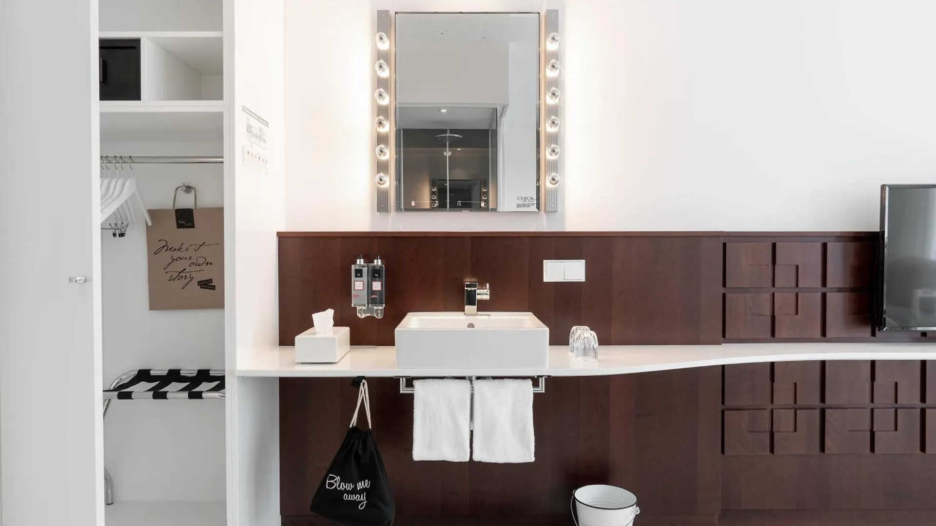 Ruby Coco Hotel Düsseldorf 4*,